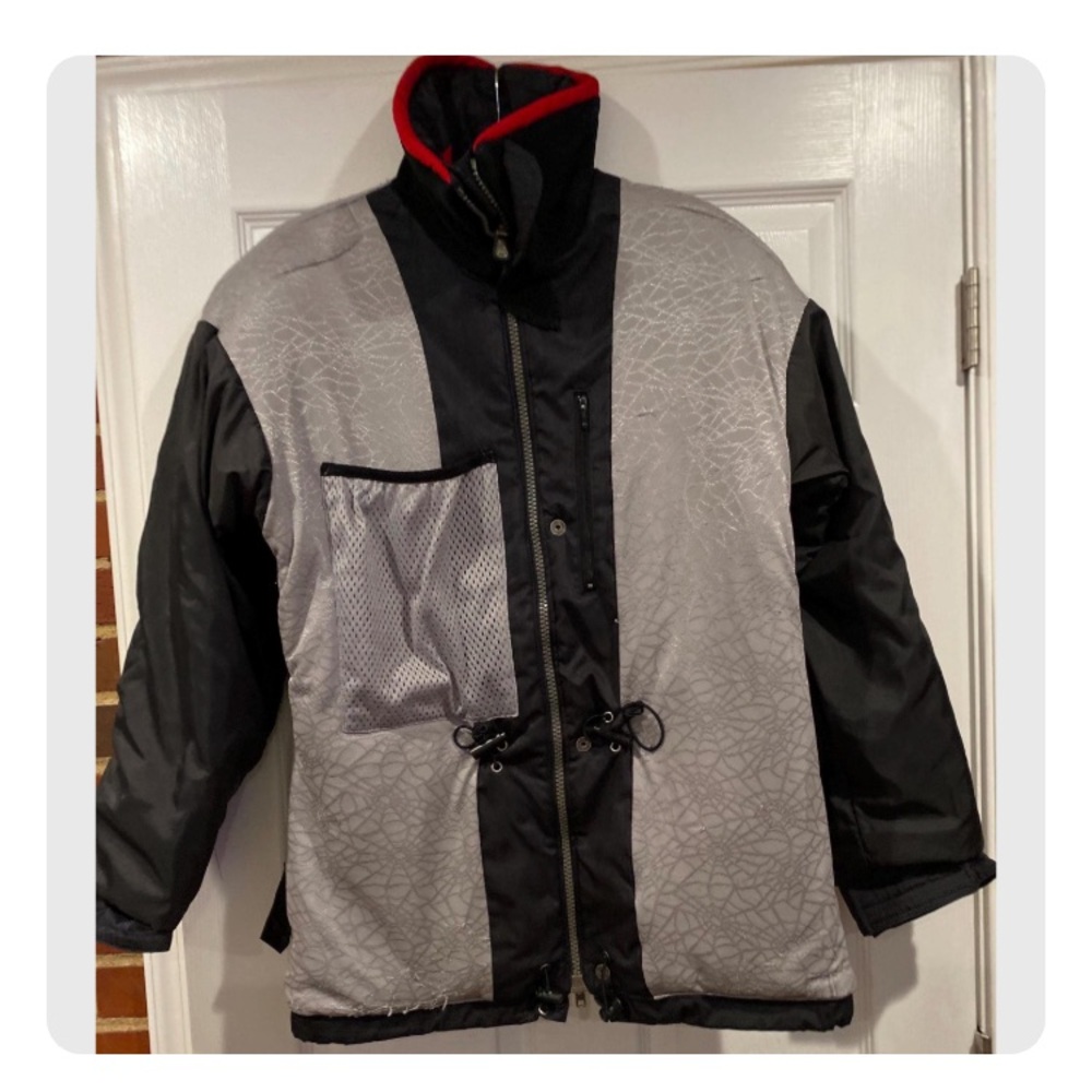 Vintage Spider Dermizax
Jacket Men's size S Black and Red with zip hood - Picture 8 of 17